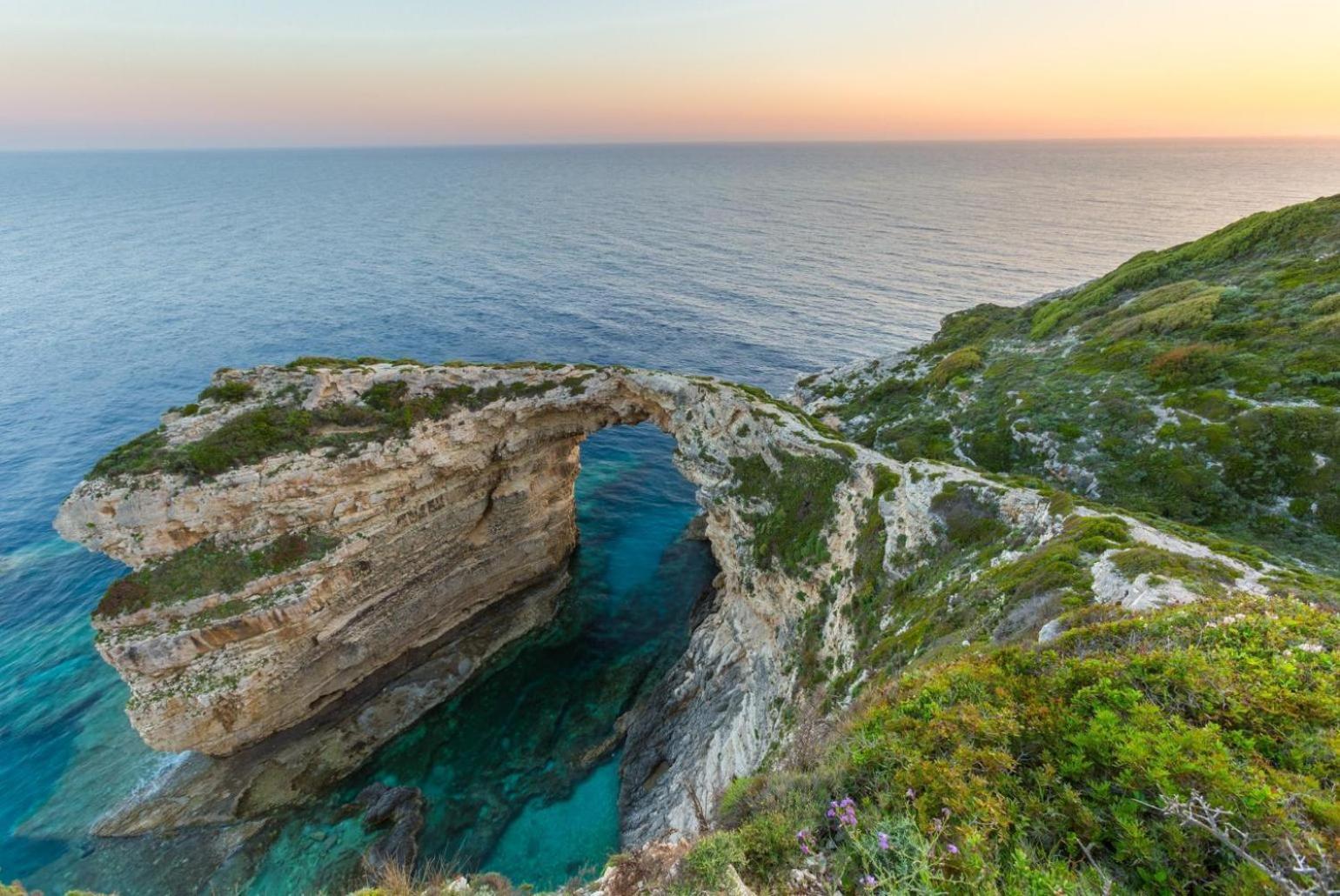 Ifigeneia Vila Gaios